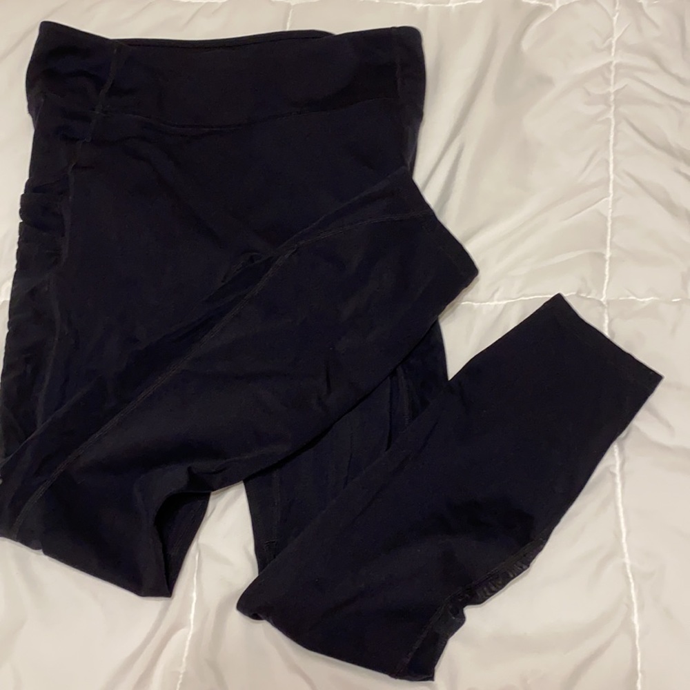 ✌🏼Bundle of Two Pairs! Fabletics Motion 365 Leggings Black: 2 Pair Bundle 🖤 🖤 - Picture 9 of 10